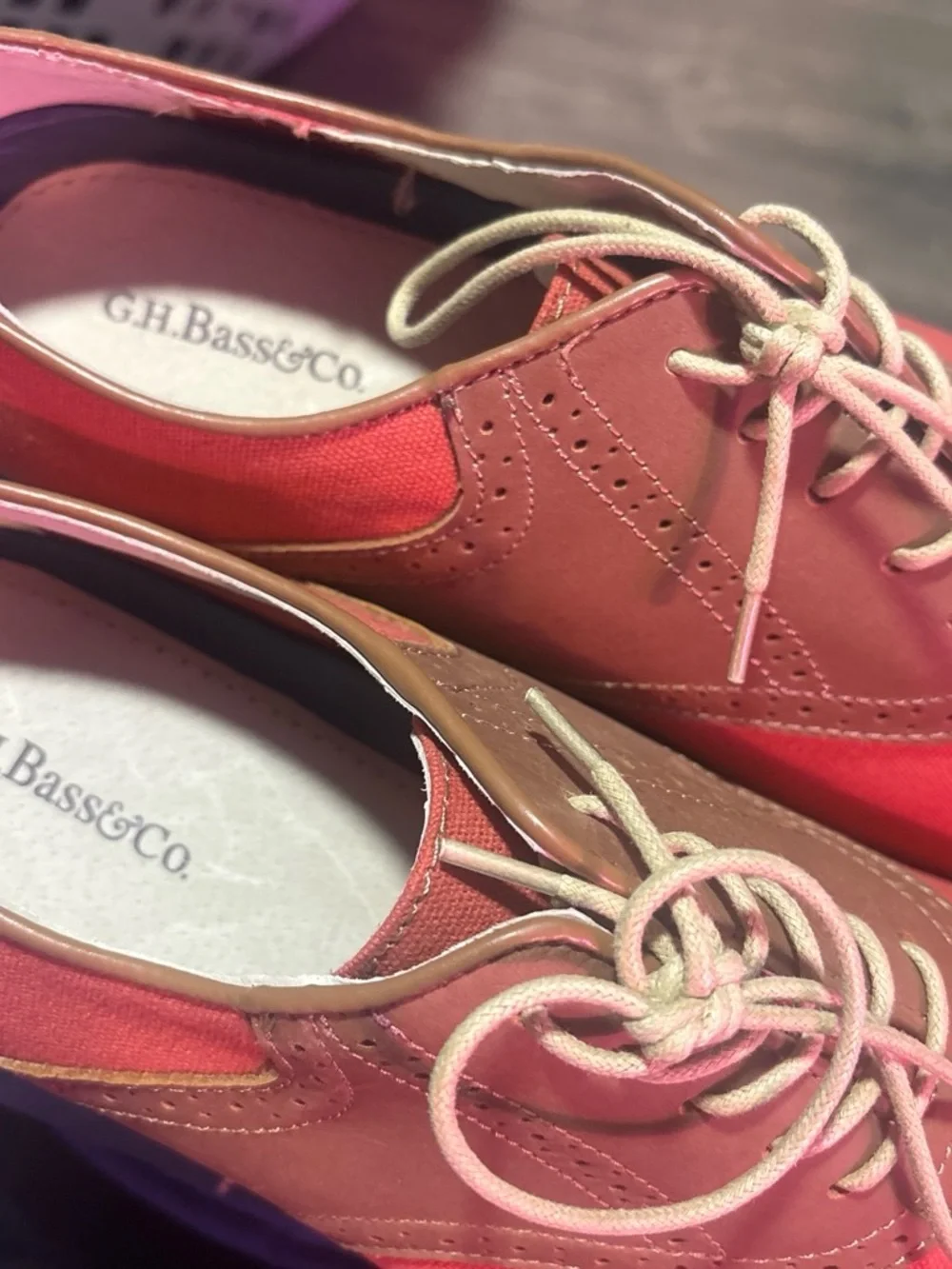 Men G.H. Bass & Co. Coral Canvas and Brown Leatherette Oxford Flats
